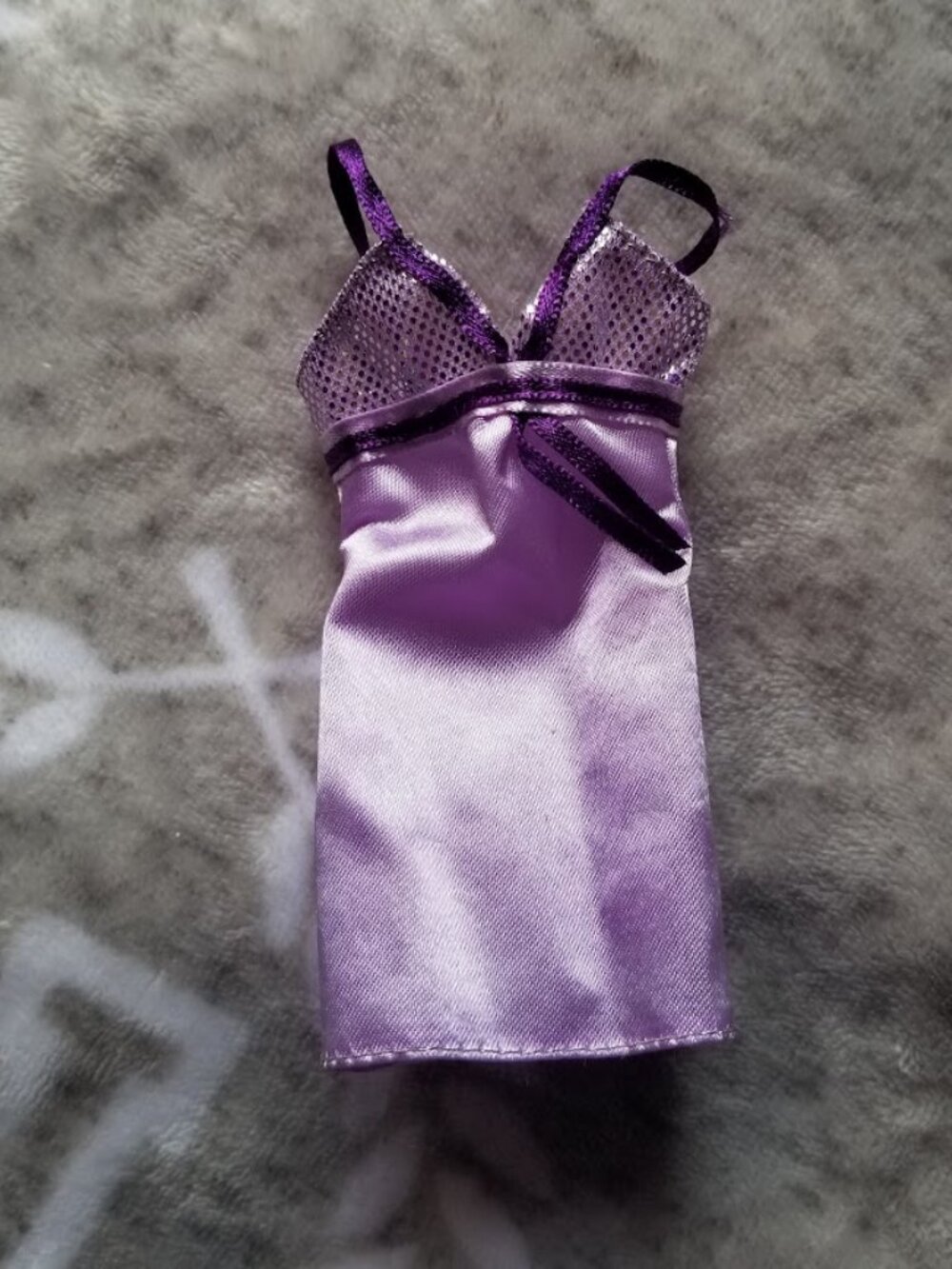 Barbie Dress Purple Shimmery Ribbon Fashion Fever Y2K BD2008 Asst. N4875 #N4881